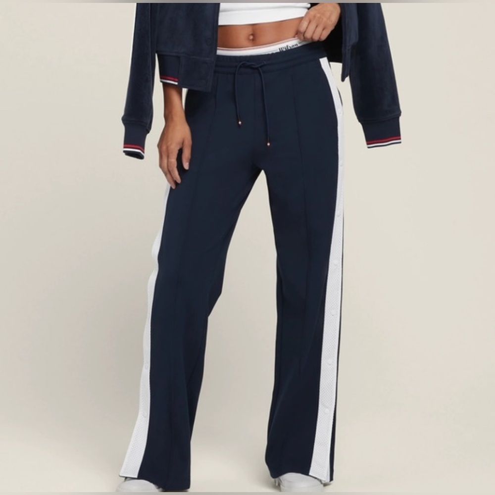 Wilson Women’s Tear Away Pants in Navy
